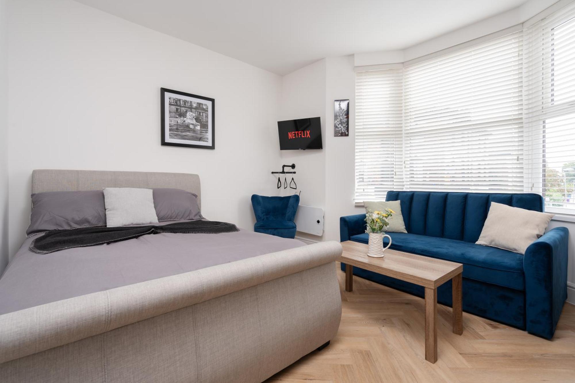 Orange Rentals - Ideal Liverpool Studio Stay For 4 , Free Parking 외부 사진